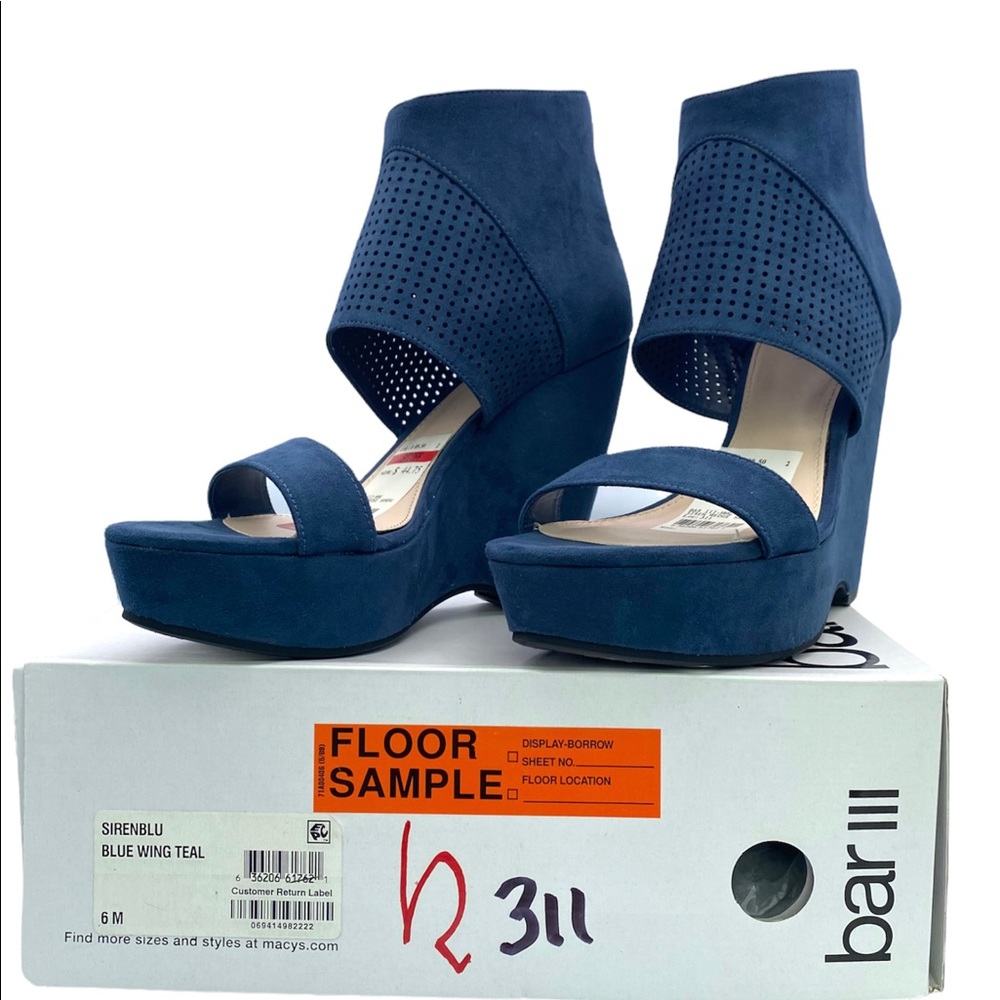 BAR lll SUEDE WEDGE SANDALS WITH BOX!!!